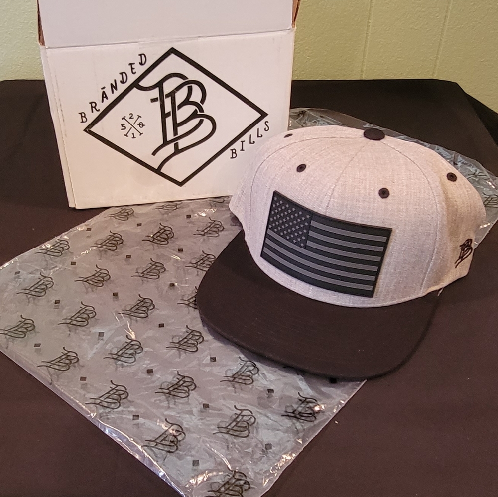 BRAND NEW Branded Bills American Flag Snapback